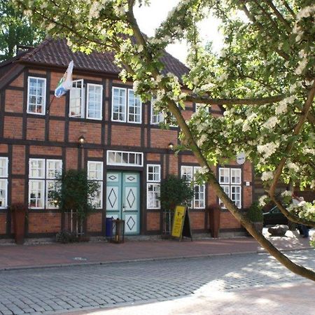 Kontraste Hotel Neumünster Exterior foto